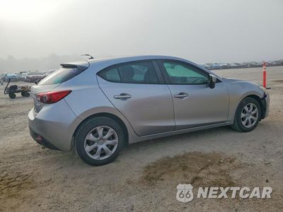 Trzecie zdjęcie samochodu z tyłu: 2016 MAZDA 3 SPORT VIN:JM1BM1J7XG1287933 - miniatura