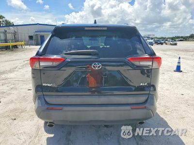 Zdjęcie 6 z 13 samochodu: 2021 TOYOTA RAV4 XLE VIN:2T3W1RFV4MC101589 - miniatura