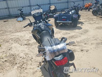 Czwarte zdjęcie samochodu z boku: 2020 TRIUMPH MOTORCYCLE TIGER 900 RALLY VIN:SMTE63DFXLTAB3832 - miniatura