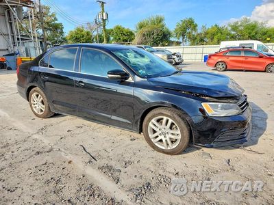 Czwarte zdjęcie samochodu z boku: 2015 VOLKSWAGEN JETTA TDI VIN:3VWLA7AJ0FM425182 - miniatura