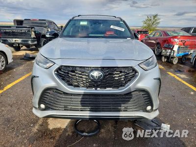 Piąte zdjęcie samochodu w środku: 2023 TOYOTA HIGHLANDER XSE VIN:5TDKDRBH4PS511268 - miniatura