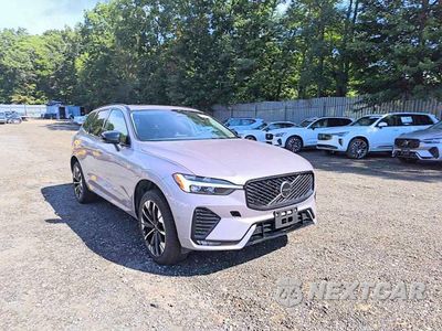 Trzecie zdjęcie samochodu z tyłu: 2026 VOLVO XC60 PLUS VIN:YV4M12RC5T1386868 - miniatura