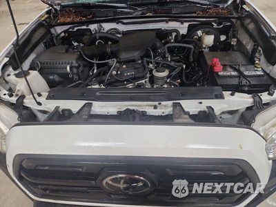 Zdjęcie 11 z 12 samochodu: 2018 TOYOTA TACOMA SR VIN:5TFRX5GN7JX124146 - miniatura