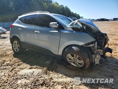 Czwarte zdjęcie samochodu z boku: 2013 HYUNDAI TUCSON GLS VIN:KM8JU3AC5DU573232 - miniatura