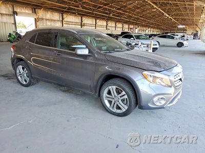 Czwarte zdjęcie samochodu z boku: 2018 MERCEDES-BENZ GLA 250 4MATIC VIN:WDCTG4GBXJJ369297 - miniatura