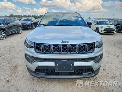 Piąte zdjęcie samochodu w środku: 2025 JEEP COMPASS LATITUDE VIN:3C4NJDBNXST585422 - miniatura