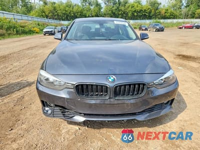 Piąte zdjęcie samochodu w środku: 2013 BMW 3 SERIES 328 XI SULEV VIN:WBA3B5G5XDNP40358 - miniatura