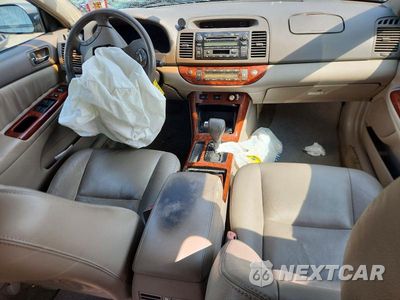 Zdjęcie 8 z 12 samochodu: 2005 TOYOTA CAMRY XLE V6 VIN:4T1BF30K55U591951 - miniatura