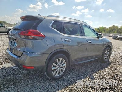 Trzecie zdjęcie samochodu z tyłu: 2019 NISSAN ROGUE S VIN:5N1AT2MT9KC768326 - miniatura