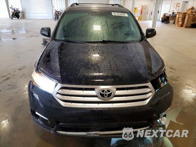 Piąte zdjęcie samochodu w środku: 2012 TOYOTA HIGHLANDER SE VIN:5TDBK3EH7CS107230 - miniatura