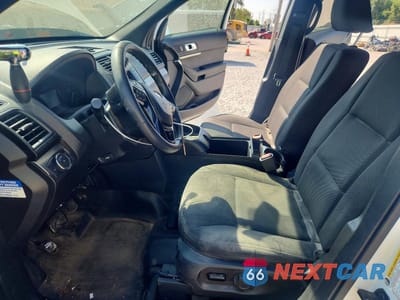 Zdjęcie 7 z 13 samochodu: 2019 FORD EXPLORER POLICE INTERCEPTOR VIN:1FM5K8ARXKGA31550 - miniatura