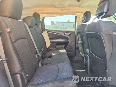 Zdjęcie 11 z 14 samochodu: 2019 DODGE JOURNEY SE VIN:3C4PDCBB1KT681410 - miniatura