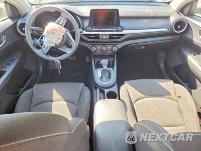 Zdjęcie 8 z 13 samochodu: 2020 KIA FORTE LXS VIN:3KPF24AD7LE174835 - miniatura