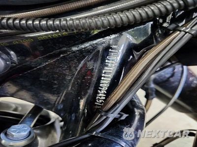 Zdjęcie 10 z 10 samochodu: 2019 HARLEY-DAVIDSON FLHXSE VIN:1HD1PXL11KB954257 - miniatura