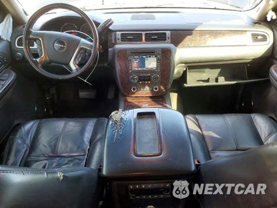 Zdjęcie 8 z 13 samochodu: 2007 GMC YUKON DENALI VIN:1GKFK63827J277749 - miniatura