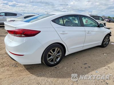 Trzecie zdjęcie samochodu z tyłu: 2017 HYUNDAI ELANTRA VALUE EDITION VIN:5NPD84LF7HH208229 - miniatura