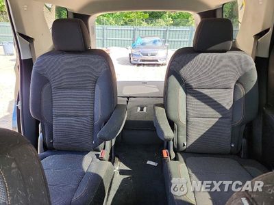 Zdjęcie 10 z 13 samochodu: 2020 CHEVROLET TRAVERSE LT VIN:1GNEVGKW3LJ321392 - miniatura