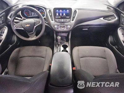 Zdjęcie 8 z 12 samochodu: 2019 CHEVROLET MALIBU LS VIN:1G1ZB5ST8KF187406 - miniatura