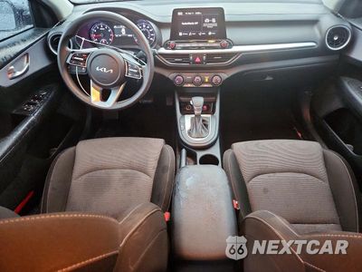 Zdjęcie 8 z 12 samochodu: 2024 KIA FORTE LXS VIN:3KPF24AD9RE726781 - miniatura