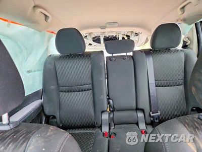 Zdjęcie 10 z 13 samochodu: 2019 NISSAN ROGUE SV VIN:KNMAT2MT8KP542811 - miniatura