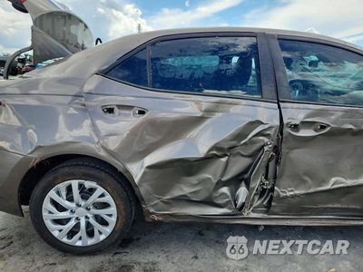 Zdjęcie 10 z 13 samochodu: 2018 TOYOTA COROLLA LE VIN:2T1BURHE4JC103608 - miniatura