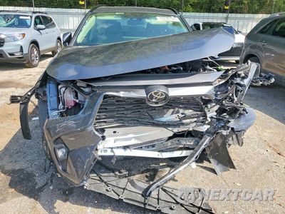 Piąte zdjęcie samochodu w środku: 2025 TOYOTA RAV4 XLE PREMIUM VIN:JTMB6RFV9SD165250 - miniatura