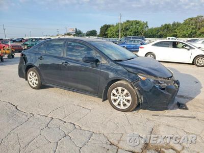 Czwarte zdjęcie samochodu z boku: 2021 TOYOTA COROLLA LE VIN:JTDEPMAEXMJ165430 - miniatura