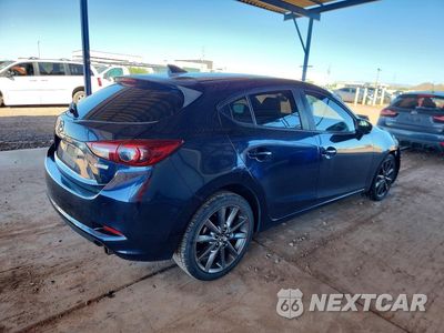 Trzecie zdjęcie samochodu z tyłu: 2018 MAZDA 3 GRAND TOURING VIN:3MZBN1M35JM172167 - miniatura
