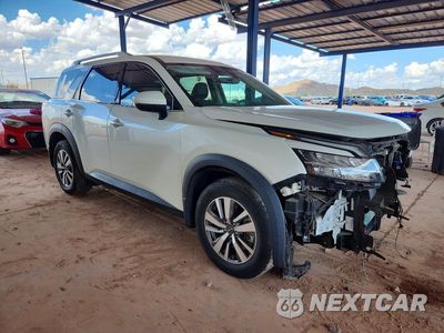 Czwarte zdjęcie samochodu z boku: 2023 NISSAN PATHFINDER SL VIN:5N1DR3CA5PC216539 - miniatura