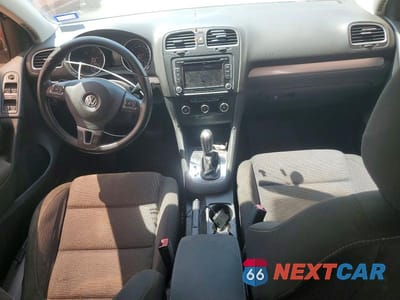 Zdjęcie 8 z 12 samochodu: 2013 VOLKSWAGEN GOLF VIN:WVWDM7AJ0DW036084 - miniatura