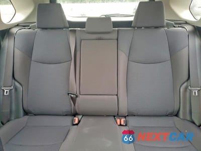 Zdjęcie 10 z 13 samochodu: 2022 TOYOTA RAV4 LE VIN:JTMLWRFV1ND147172 - miniatura