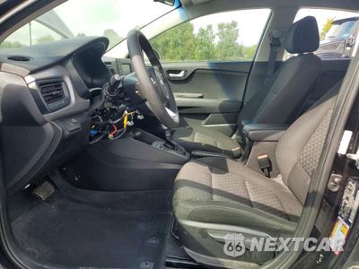 Zdjęcie 7 z 12 samochodu: 2018 KIA RIO 5-DOOR S VIN:3KPA25AB0JE065256 - miniatura