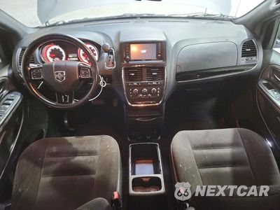 Zdjęcie 8 z 13 samochodu: 2018 DODGE GRAND CARAVAN SE VIN:2C4RDGBG6JR200421 - miniatura