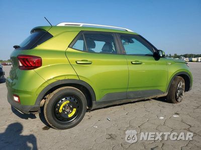 Trzecie zdjęcie samochodu z tyłu: 2024 HYUNDAI VENUE SEL VIN:KMHRC8A32RU310657 - miniatura
