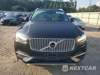 Piąte zdjęcie samochodu w środku: 2018 VOLVO XC90 T6 VIN:YV4A22PL7J1344783 - miniatura