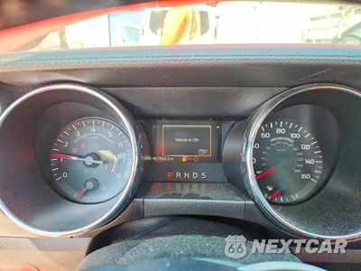 Zdjęcie 9 z 12 samochodu: 2017 FORD MUSTANG VIN:1FATP8UH4H5342286 - miniatura