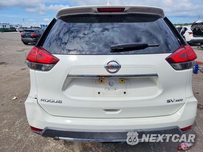 Zdjęcie 6 z 14 samochodu: 2017 NISSAN ROGUE SV VIN:KNMAT2MV7HP532068 - miniatura