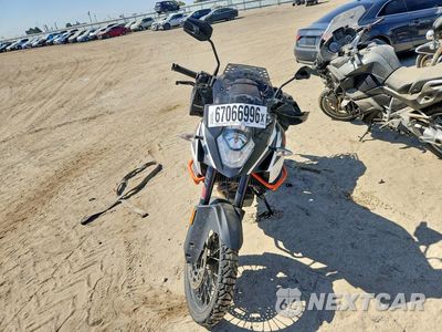 Drugie zdjęcie samochodu z przodu: 2018 KTM 1090 ADVENTURE R VIN:VBKV49408JM985469 - miniatura