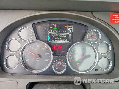 Zdjęcie 9 z 13 samochodu: 2015 KENWORTH T680 SEMI TRUCK VIN:1XKYA48X6FJ462482 - miniatura
