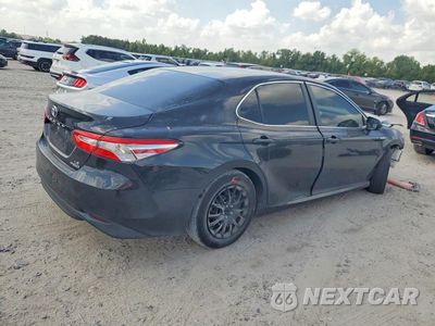 Trzecie zdjęcie samochodu z tyłu: 2018 TOYOTA CAMRY LE VIN:4T1B31HK5JU503430 - miniatura
