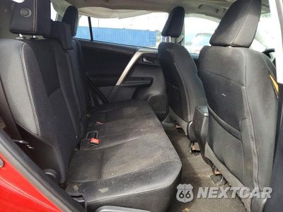 Zdjęcie 11 z 13 samochodu: 2015 TOYOTA RAV4 XLE VIN:2T3RFREV8FW332139 - miniatura