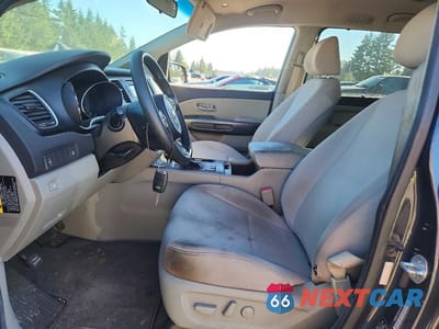 Zdjęcie 7 z 13 samochodu: 2016 KIA SEDONA LX VIN:KNDMB5C16G6129445 - miniatura