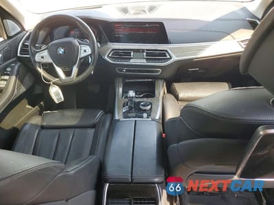 Zdjęcie 8 z 13 samochodu: 2019 BMW X7 XDRIVE50I VIN:5UXCX4C50KLS36901 - miniatura