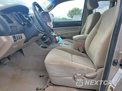 Zdjęcie 7 z 13 samochodu: 2008 TOYOTA TACOMA V6 VIN:5TEUU42N38Z556613 - miniatura