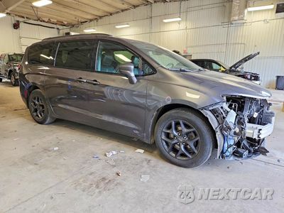 Czwarte zdjęcie samochodu z boku: 2019 CHRYSLER PACIFICA TOURING L PLUS VIN:2C4RC1EG3KR576801 - miniatura