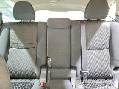Zdjęcie 10 z 14 samochodu: 2018 NISSAN ROGUE S VIN:KNMAT2MT0JP606497 - miniatura