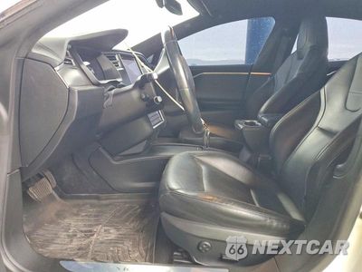 Zdjęcie 7 z 13 samochodu: 2016 TESLA MODEL S VIN:5YJSA1E14GF150010 - miniatura