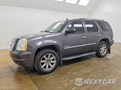 2010 GMC YUKON DENALI 1GKUKEEF5AR124501 - główne zdjęcie licytacji z USA - miniatura