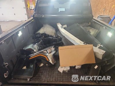 Zdjęcie 12 z 13 samochodu: 2024 TOYOTA TUNDRA PLATINUM HV VIN:5TFWC5DB5RX058877 - miniatura