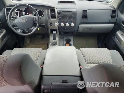 Zdjęcie 8 z 12 samochodu: 2010 TOYOTA TUNDRA DOUBLE CAB SR5 VIN:5TFUW5F19AX124502 - miniatura